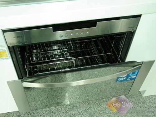 一切為安全 方太負離子消毒柜6000元