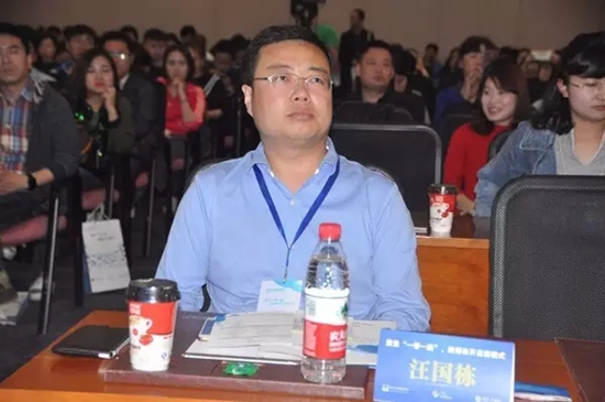 deyy0156.jpg 640.webp (1).jpg